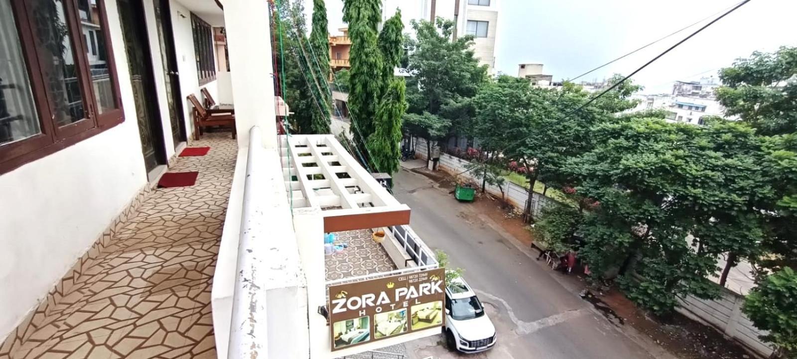 Zora Park Hotel Visakhapatnam Exterior foto