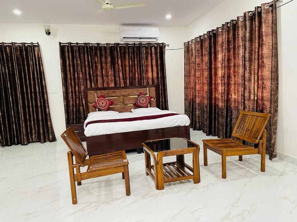 Zora Park Hotel Visakhapatnam Exterior foto